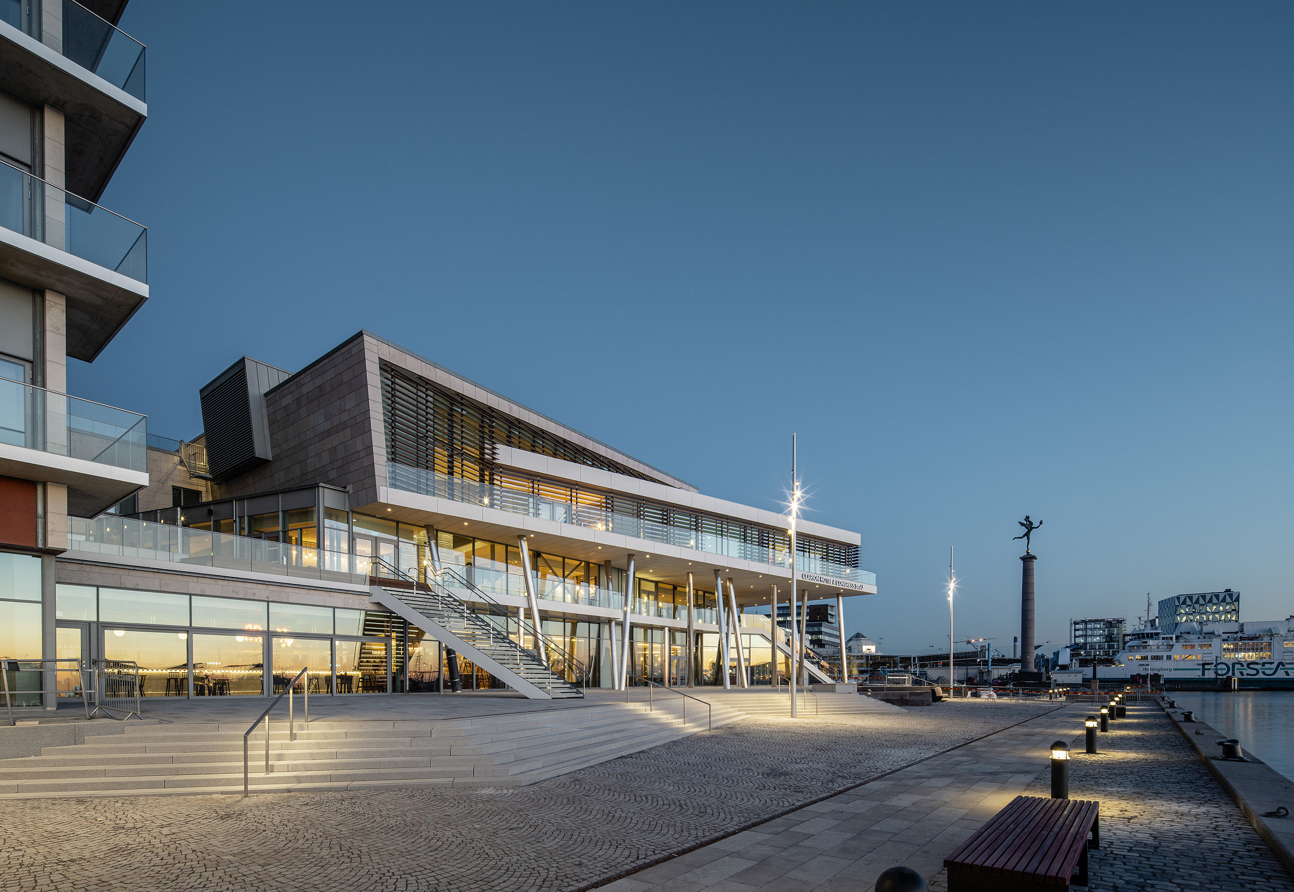 SeaU Rooftop Dayparty